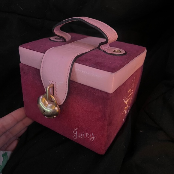 Vintage juicy couture jewelry box - Picture 1 of 4